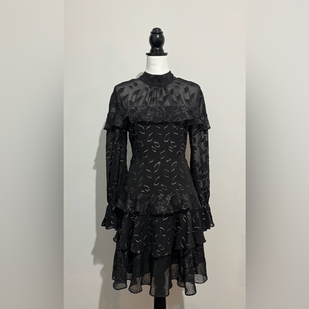 NWT BCBGMAXAZRIA Black Ruffled Tiered Dress Sz 4